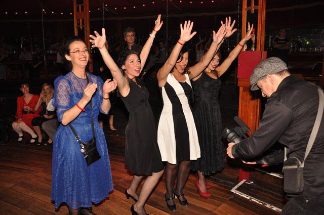 min 2011 12 10 cabaret sauvage 081